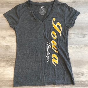 🌞 Iowa Hawkeye football team T-shirt